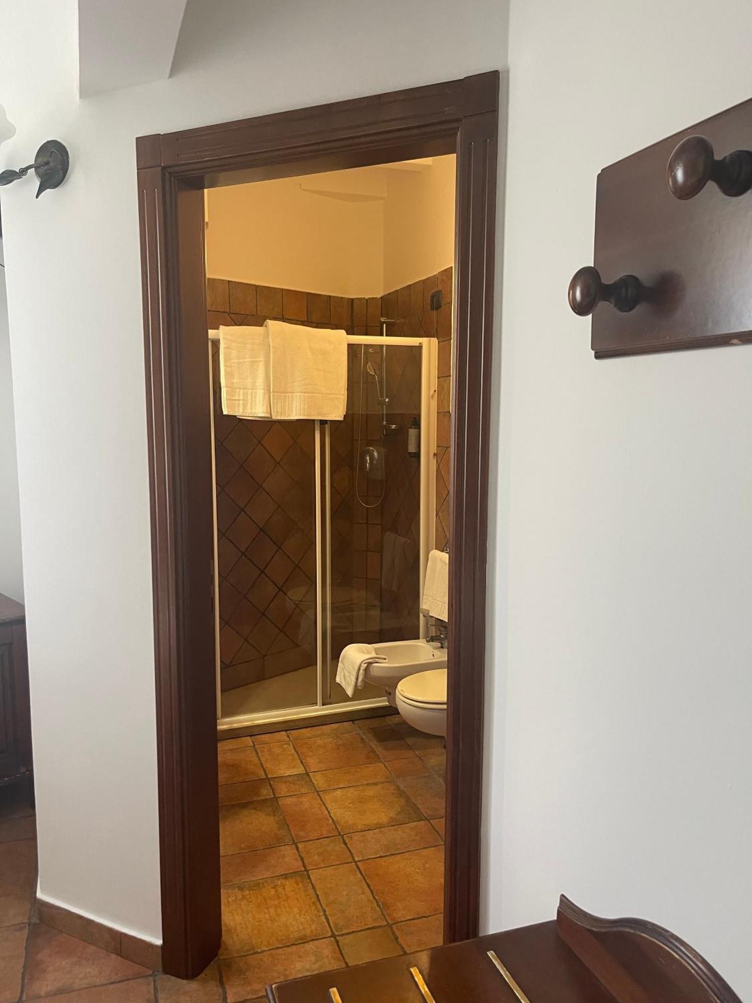 Hotel Capomulini 3 Stelle Acireale Eksteriør bilde