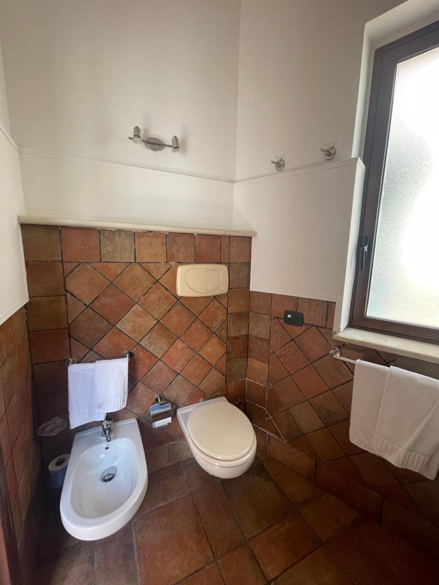 Hotel Capomulini 3 Stelle Acireale Eksteriør bilde