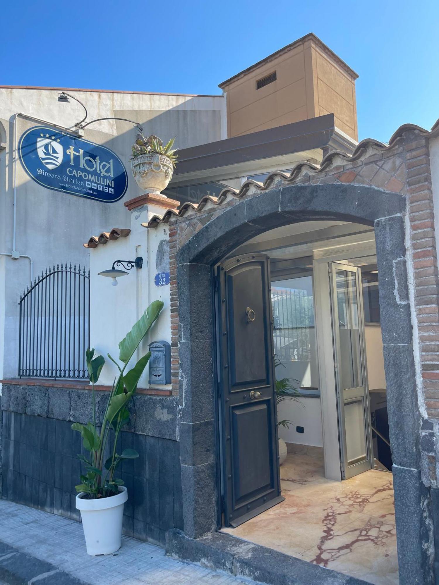 Hotel Capomulini 3 Stelle Acireale Eksteriør bilde